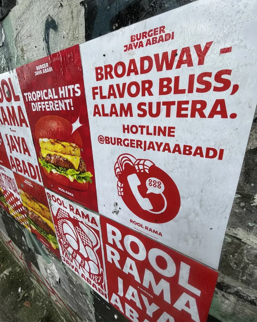 Poster Broadway - Flavor Bliss, Alam Sutera tertempel di dinding jalan